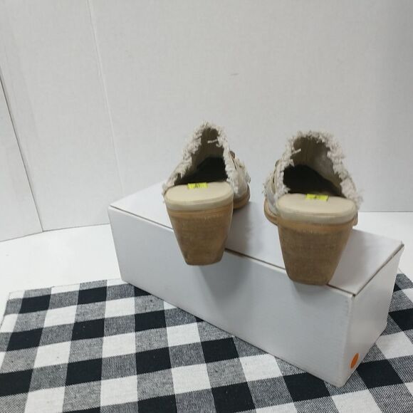 Penny Loves Kenny Womens Pony Express White Mules  Size 6M - Picture 5 of 8